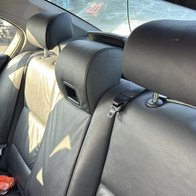 Porte avant droit BMW SERIE 5 E60 Photo n°17