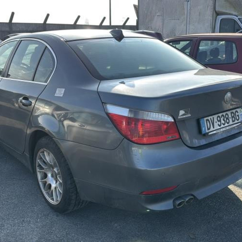 Porte avant gauche BMW SERIE 5 E60 Photo n°10