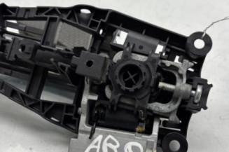 Poignee porte arriere droit OPEL MERIVA B