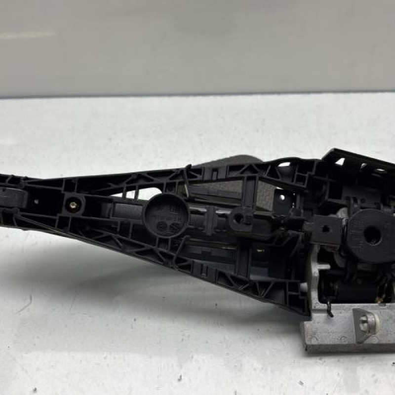 Poignee porte avant gauche OPEL MERIVA B Photo n°3