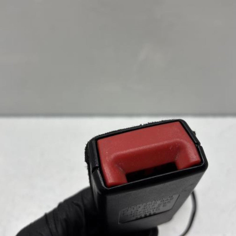 Attache ceinture arriere gauche OPEL MERIVA B Photo n°4