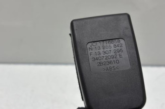 Attache ceinture arriere gauche OPEL MERIVA B