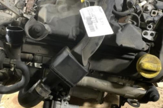 Moteur RENAULT CLIO 3 Photo n°1