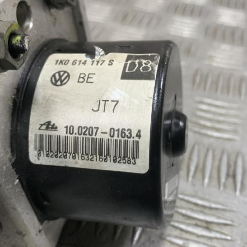 Bloc ABS (freins anti-blocage) SKODA OCTAVIA 2 Photo n°3