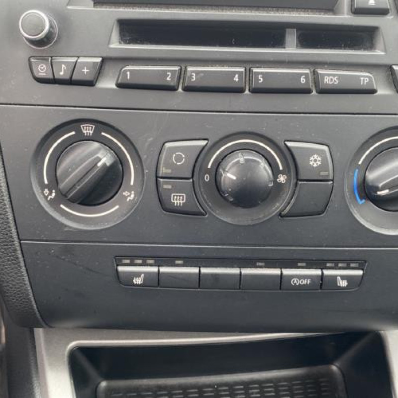 Compteur BMW SERIE 1 E81 Photo n°12