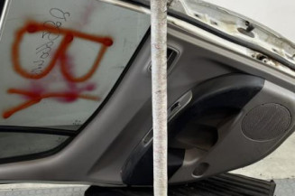 Porte arriere gauche MITSUBISHI L 200 3