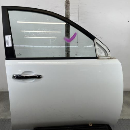 Porte avant droit MITSUBISHI L 200 3 Photo n°1