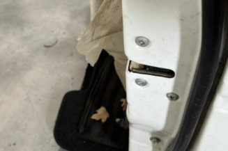 Porte avant droit MITSUBISHI L 200 3