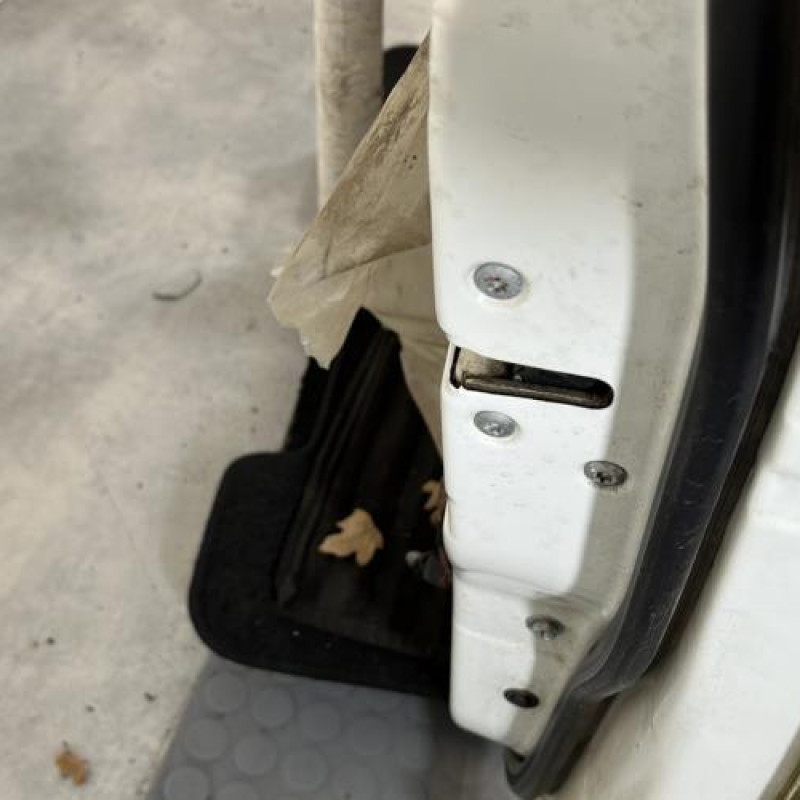 Porte avant droit MITSUBISHI L 200 3 Photo n°3