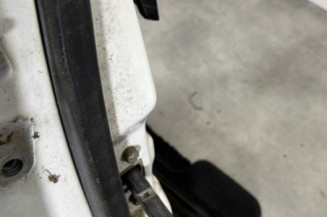 Porte avant droit MITSUBISHI L 200 3