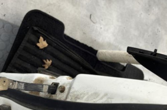 Porte avant gauche MITSUBISHI L 200 3