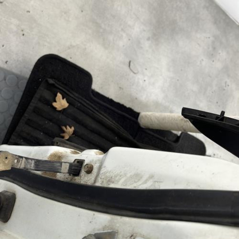 Porte avant gauche MITSUBISHI L 200 3 Photo n°3