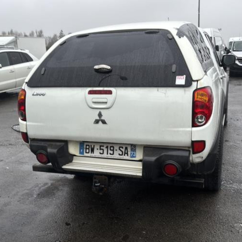 Extension d'aile avant gauche MITSUBISHI L 200 3 Photo n°10