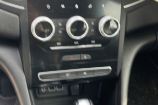 RENAULT MEGANE 4 PHASE 2 1.3i - 16V TURBO TCE 140