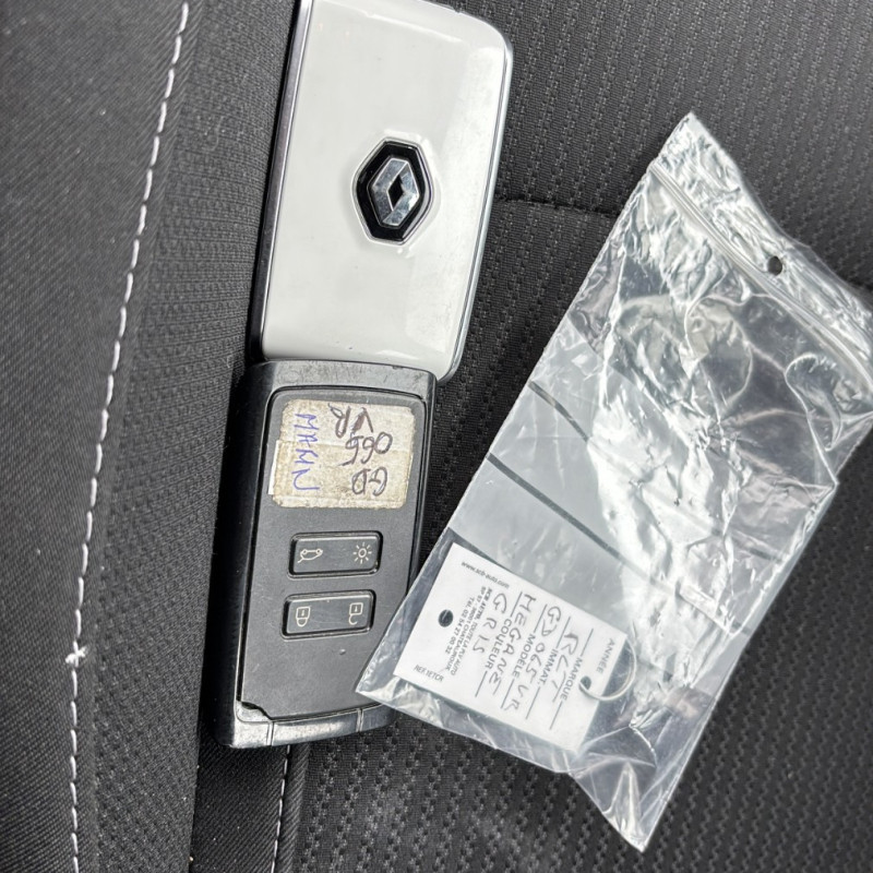 RENAULT MEGANE 4 PHASE 2 1.3i - 16V TURBO TCE 140 Photo n°33