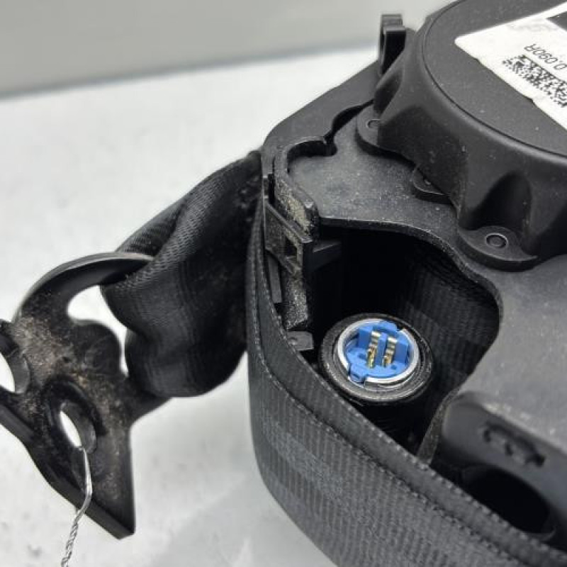 Pretensionneur de ceinture arriere gauche RENAULT MEGANE 4 Photo n°2