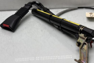 Pretensionneur de ceinture avant droit OPEL CORSA B