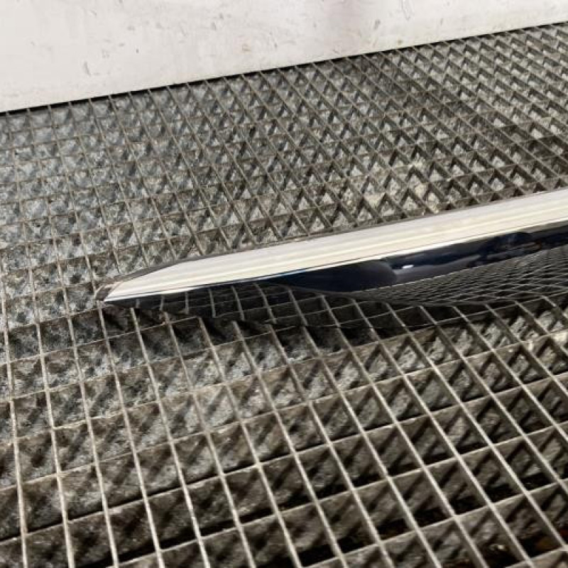 Baguette de porte arriere droite PEUGEOT 2008 1 Photo n°2