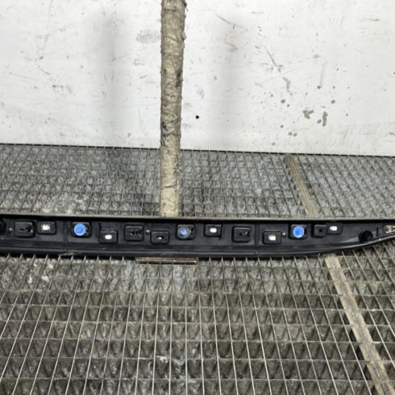 Baguette de porte arriere droite PEUGEOT 2008 1 Photo n°4