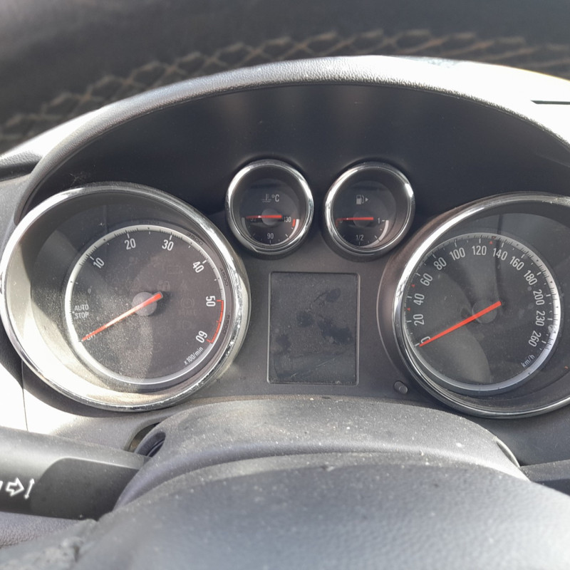 OPEL ASTRA J PHASE 1 1.3 CDTI - 16V TURBO Photo n°8