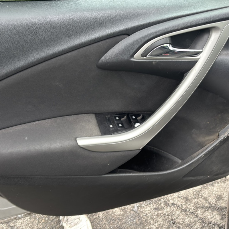 OPEL ASTRA J PHASE 1 1.3 CDTI - 16V TURBO Photo n°19