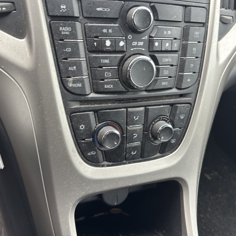 OPEL ASTRA J PHASE 1 1.3 CDTI - 16V TURBO Photo n°28