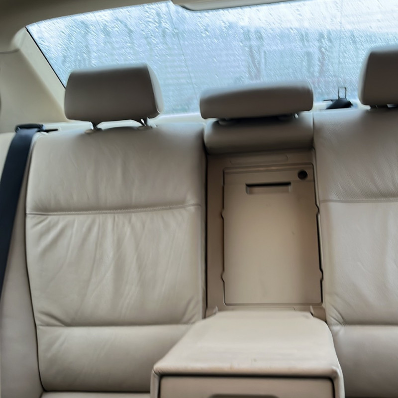 BMW SERIE 3 E90 PHASE 1 320d 2.0D - 16V TURBO Photo n°7