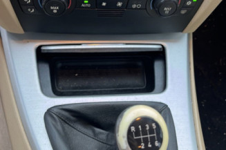 BMW SERIE 3 E90 PHASE 1 320d 2.0D - 16V TURBO