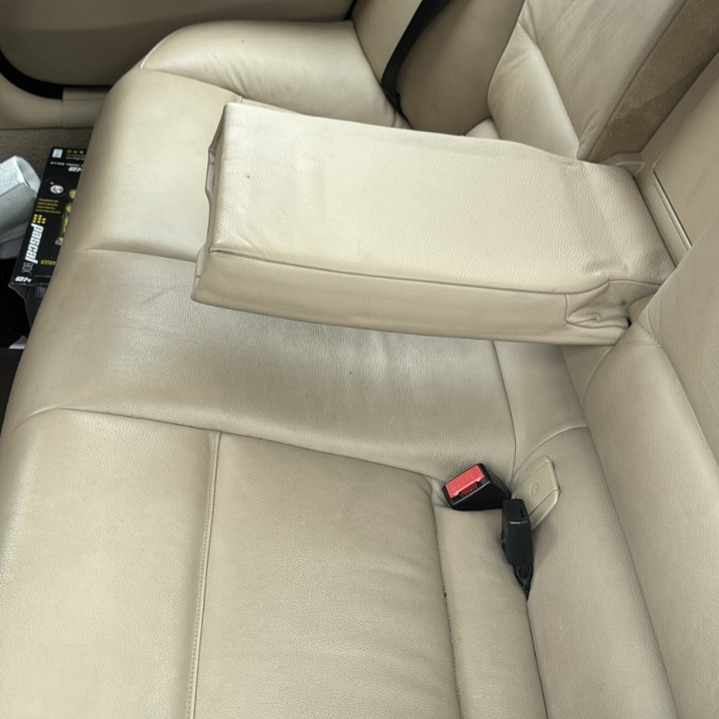 BMW SERIE 3 E90 PHASE 1 320d 2.0D - 16V TURBO Photo n°26