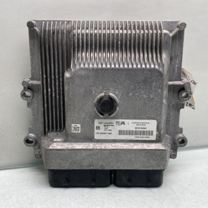 Calculateur moteur PEUGEOT 2008 1 Photo n°1
