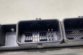 Calculateur moteur RENAULT CLIO 4