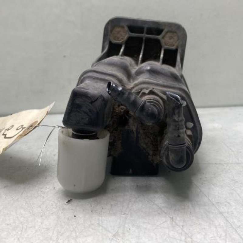 Canister RENAULT CLIO 4 Photo n°4