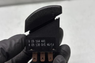 Bouton de warning OPEL CORSA B