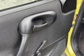 Bouton de warning OPEL CORSA B