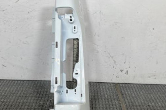 Enjoliveur de feu arriere droit NISSAN PRIMASTAR 2 Photo n°1