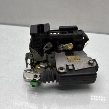 Serrure avant gauche DACIA SANDERO 1