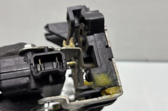 Serrure avant gauche DACIA SANDERO 1