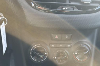 Aile avant gauche PEUGEOT 208 1