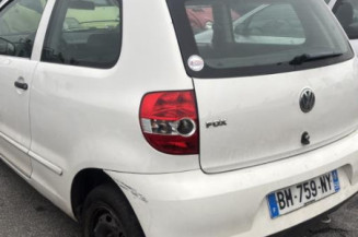 Aile avant gauche VOLKSWAGEN FOX