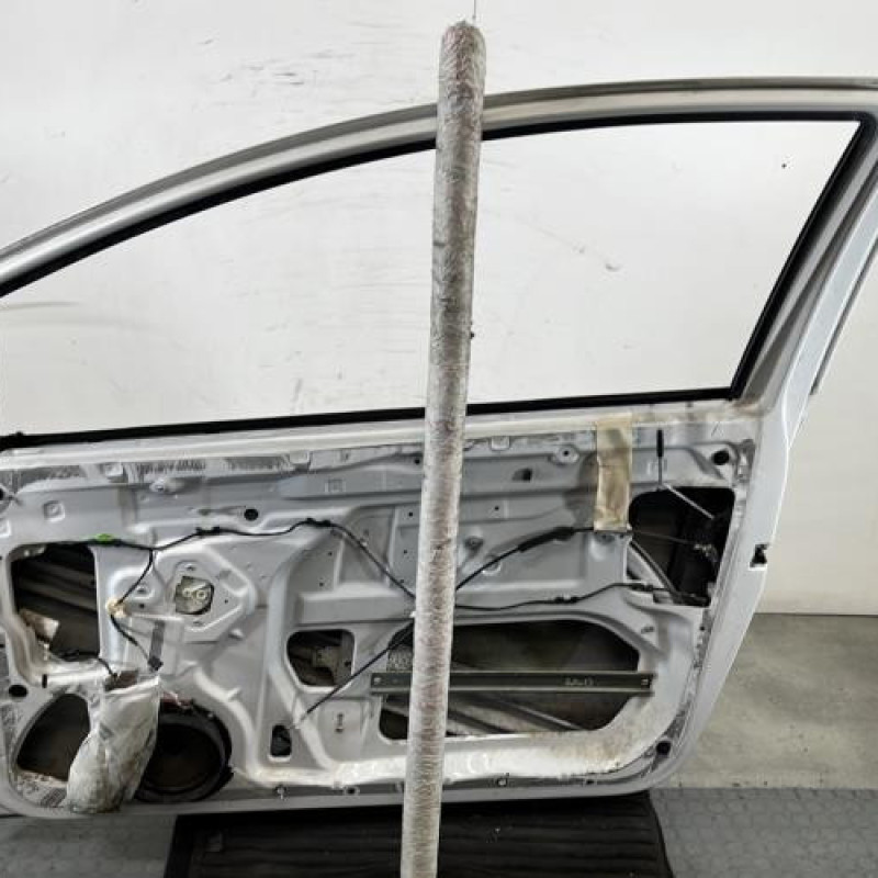 Porte avant droit VOLKSWAGEN FOX Photo n°6