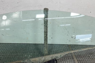 Vitre avant droit VOLKSWAGEN FOX Photo n°1