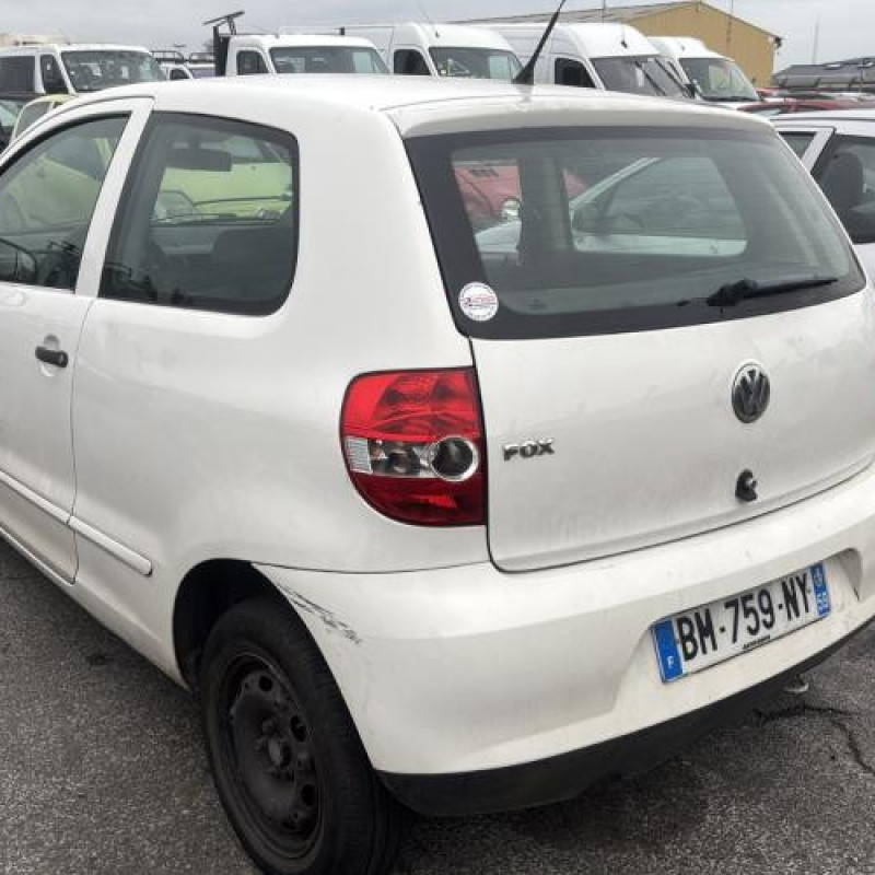 Vitre avant droit VOLKSWAGEN FOX Photo n°8
