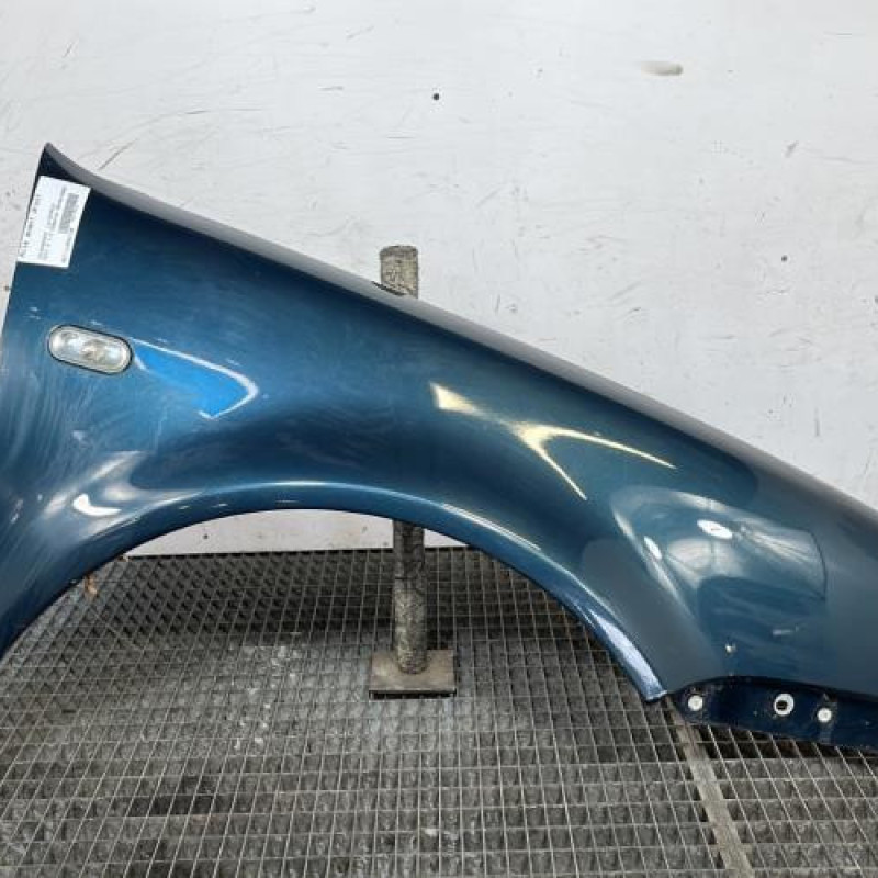 Aile avant droit VOLKSWAGEN GOLF 4 Photo n°1