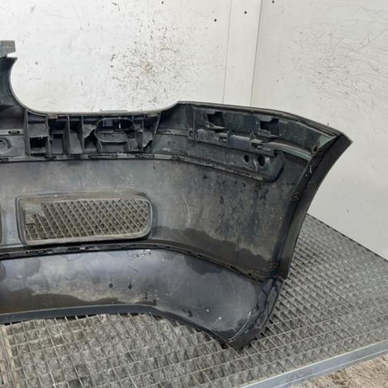 Pare choc avant VOLKSWAGEN GOLF 4 Photo n°4