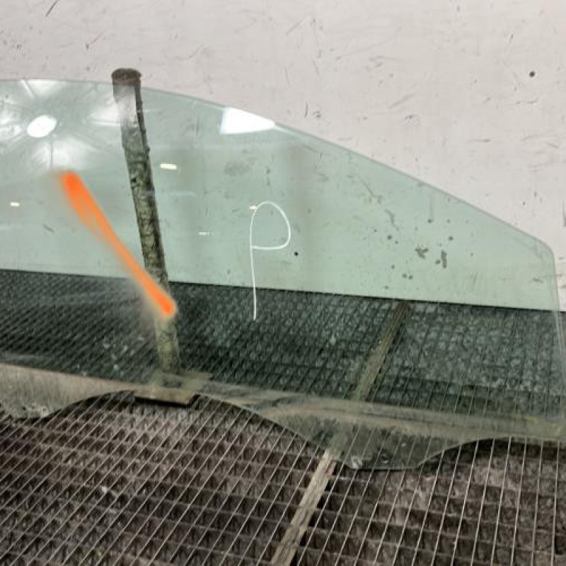 Vitre avant droit CITROEN C2 Photo n°2