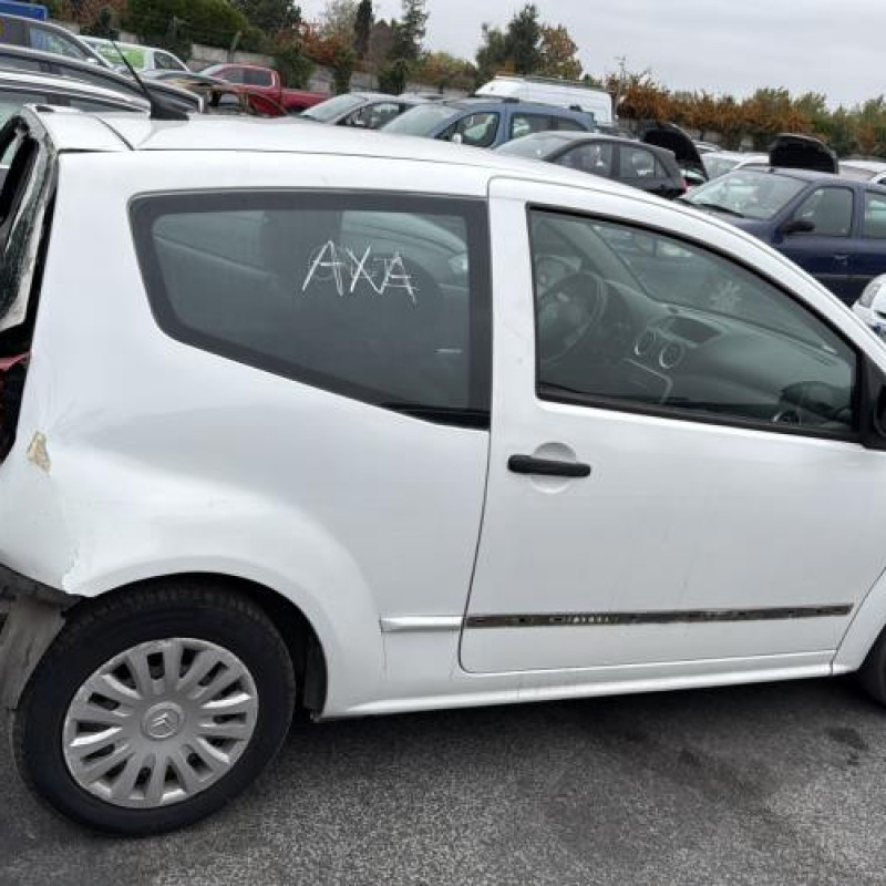 Vitre avant droit CITROEN C2 Photo n°10