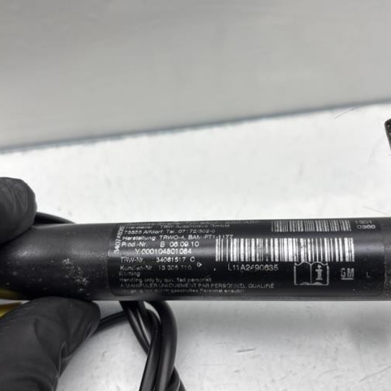 Pretensionneur de ceinture avant gauche OPEL MERIVA B Photo n°4