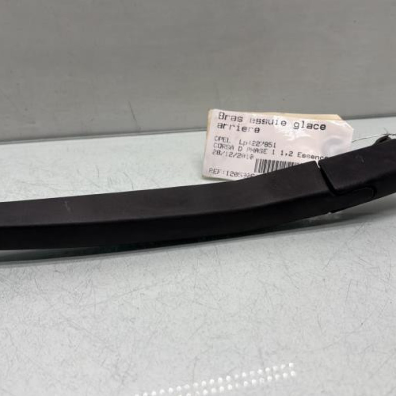 Bras essuie glace arriere OPEL CORSA D Photo n°1
