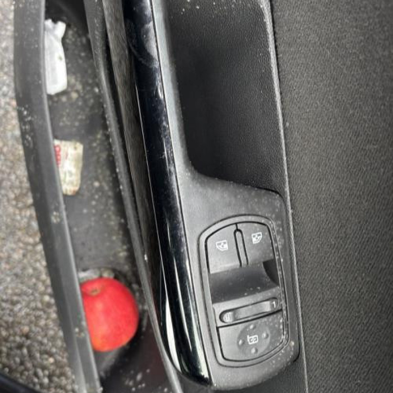 Retroviseur gauche OPEL CORSA D Photo n°18