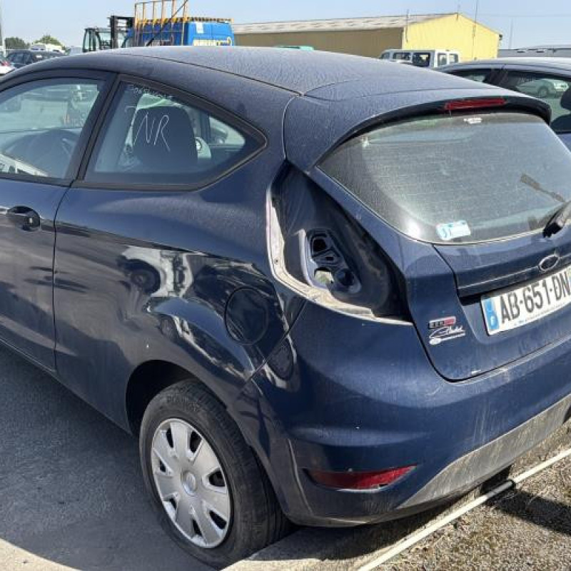 Capot FORD FIESTA 6 Photo n°10